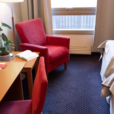 Froken Skjolds Hotel Lyngengarden Mosjoen Ngoại thất bức ảnh