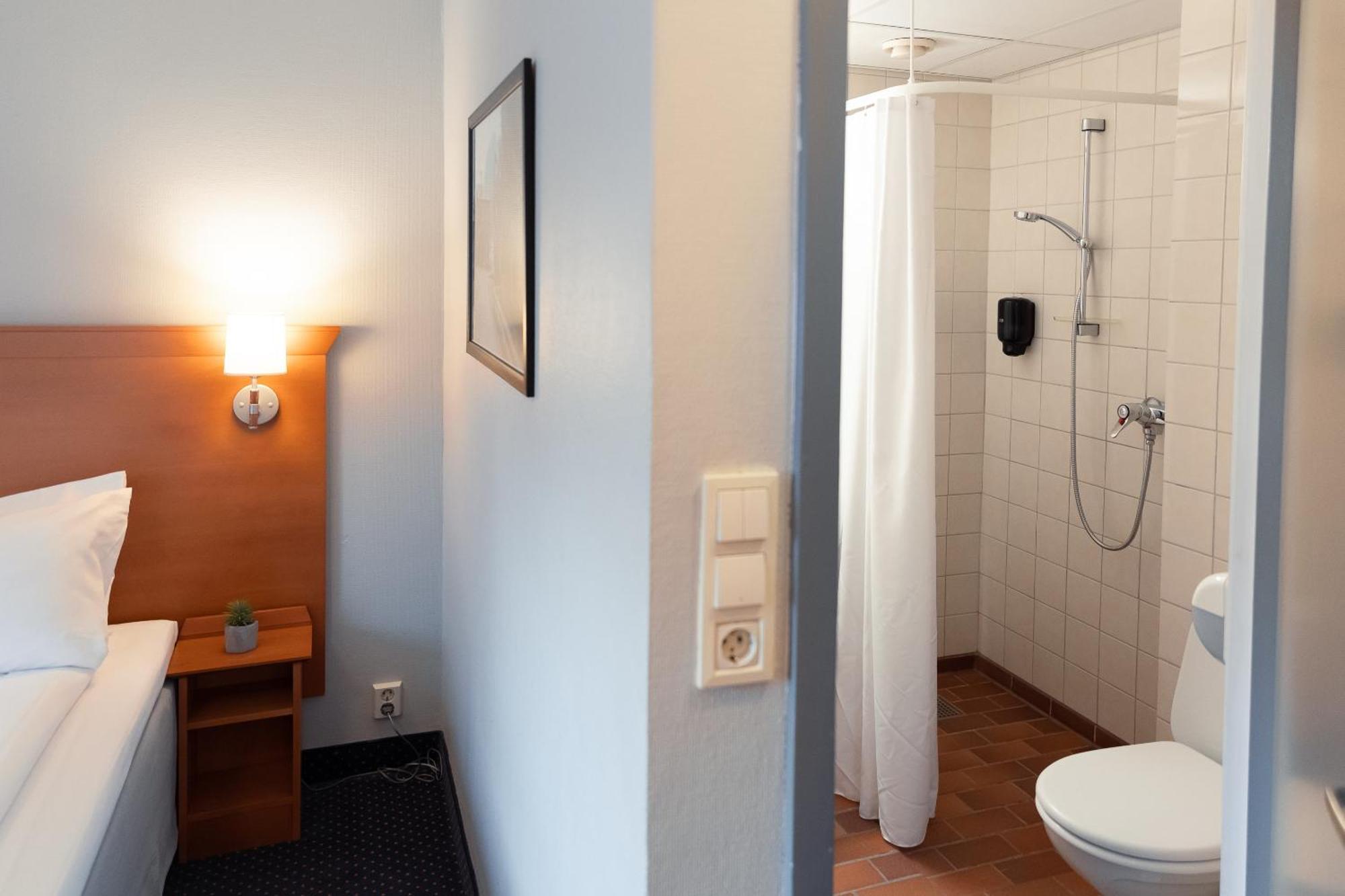 Froken Skjolds Hotel Lyngengarden Mosjoen Ngoại thất bức ảnh
